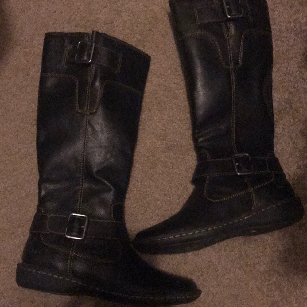 Black boots